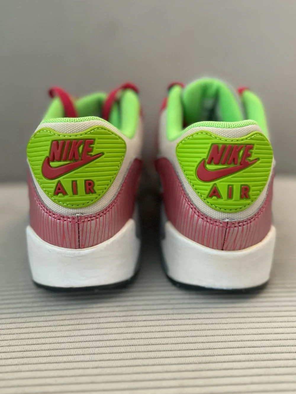 Nike women's/youth Air Max 90 GS 